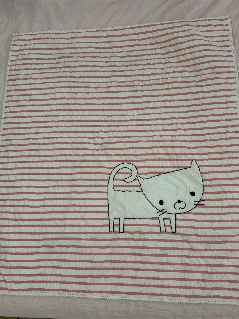 Crate & Barrel Land of Nod cotton cat quilt Crate & Kids